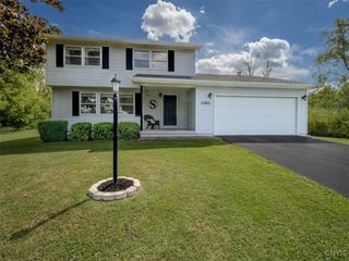 1263 Upp Lenox Avenue, Oneida, NY 13421