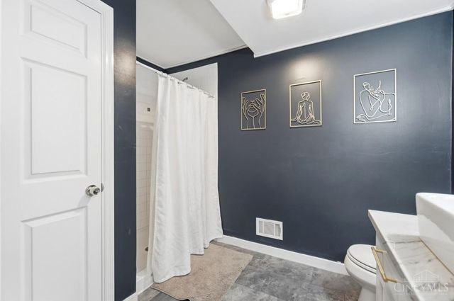 5329 Aspen Valley Drive, Liberty Twp, OH 45011
