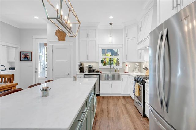 124 Buchanan Street, Dauphin Island, AL 36528