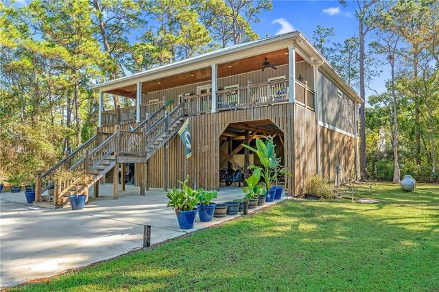 124 Buchanan Street, Dauphin Island, AL 36528