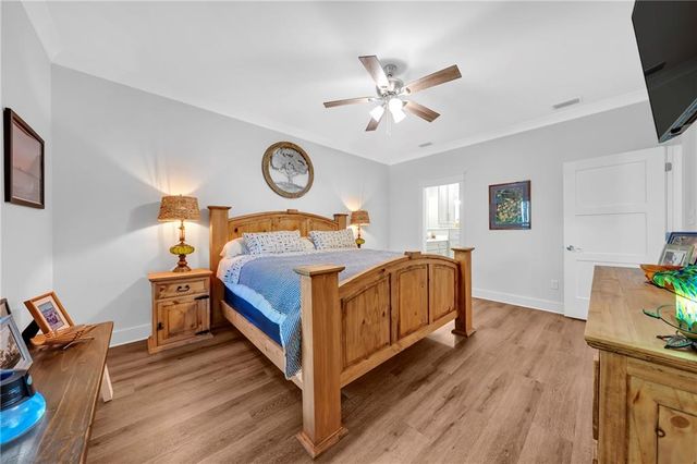 124 Buchanan Street, Dauphin Island, AL 36528