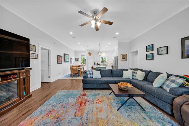 124 Buchanan Street, Dauphin Island, AL 36528