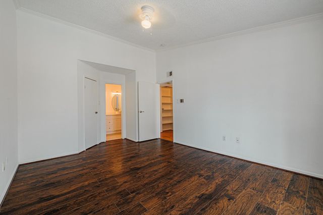 3770 Lovers Wood Lane 610, Houston, TX 77014