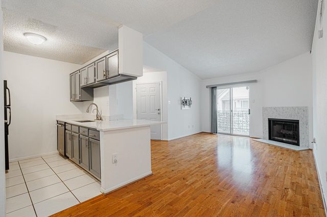 3770 Lovers Wood Lane 610, Houston, TX 77014