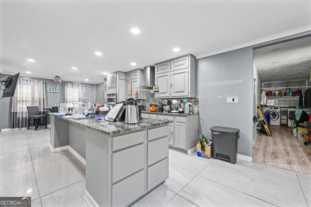 488 Allana Court, Stone Mountain, GA 30087