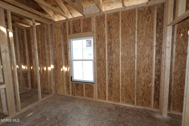 932 Creekside Lane, Bowling Green, OH 43402