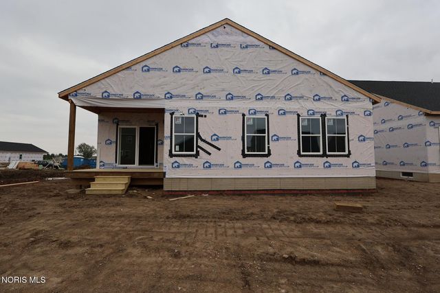 932 Creekside Lane, Bowling Green, OH 43402