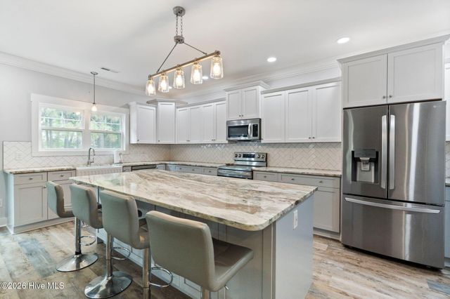 107 Whispering Pine Lane, Holly Ridge, NC 28445
