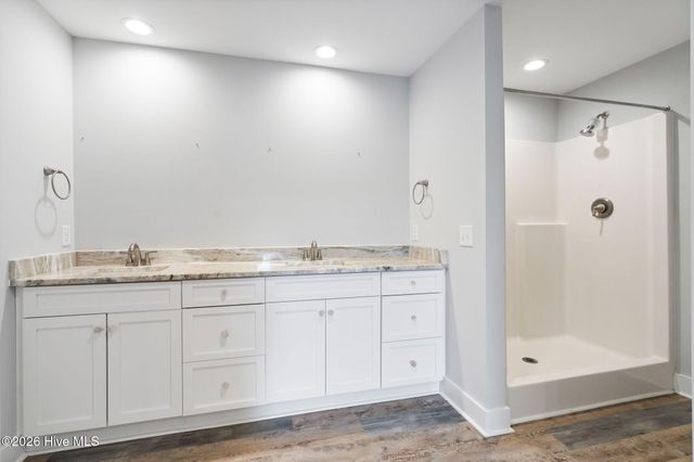 107 Whispering Pine Lane, Holly Ridge, NC 28445