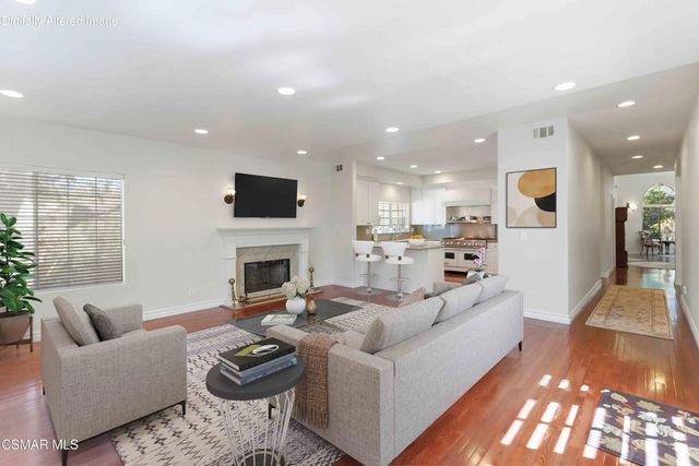 1351 Rainey Road, Simi Valley, CA 93063