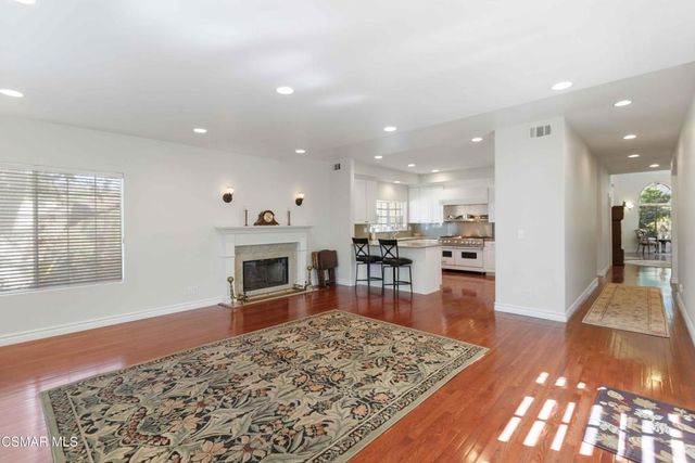 1351 Rainey Road, Simi Valley, CA 93063