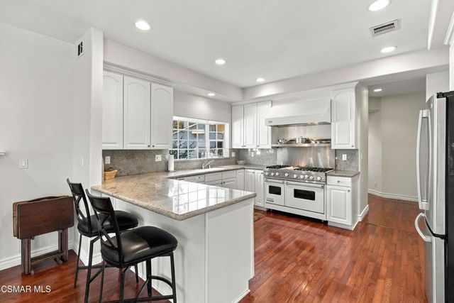 1351 Rainey Road, Simi Valley, CA 93063