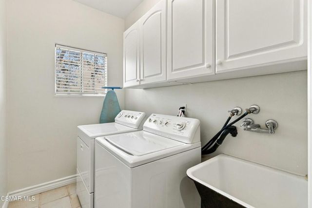 1351 Rainey Road, Simi Valley, CA 93063