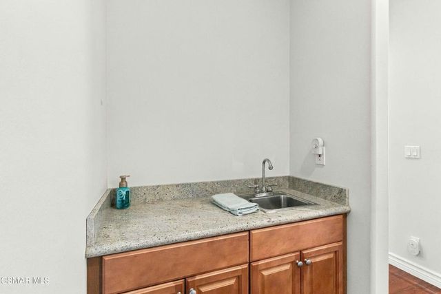 1351 Rainey Road, Simi Valley, CA 93063