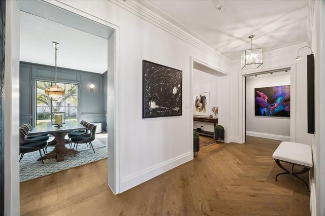 5118 Braesheather Drive, Houston, TX 77096