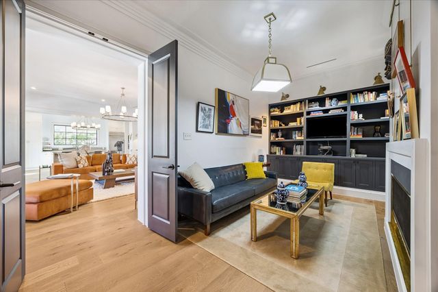 5118 Braesheather Drive, Houston, TX 77096