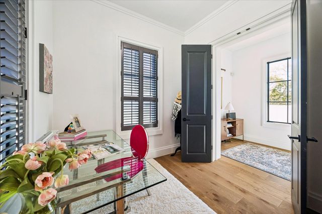 5118 Braesheather Drive, Houston, TX 77096