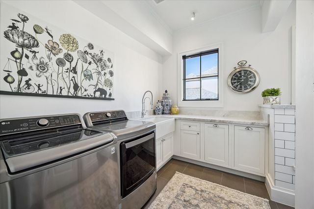 5118 Braesheather Drive, Houston, TX 77096