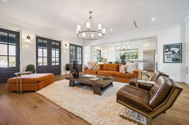 5118 Braesheather Drive, Houston, TX 77096