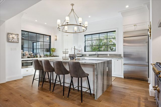 5118 Braesheather Drive, Houston, TX 77096