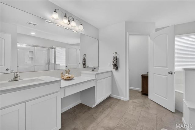 634 Creek Bend Drive, Lake St Louis, MO 63367