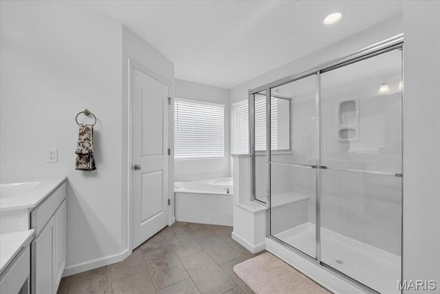 634 Creek Bend Drive, Lake St Louis, MO 63367