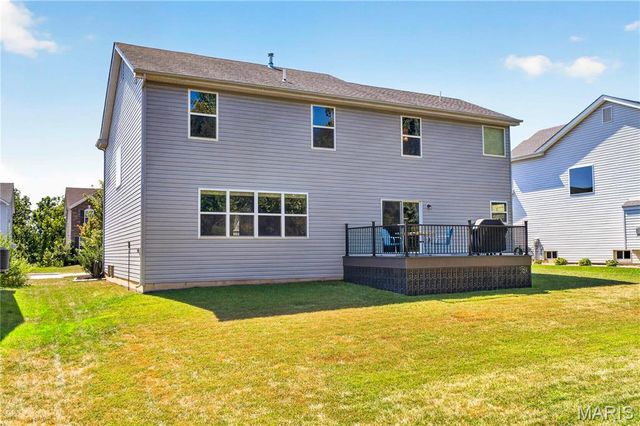 634 Creek Bend Drive, Lake St Louis, MO 63367