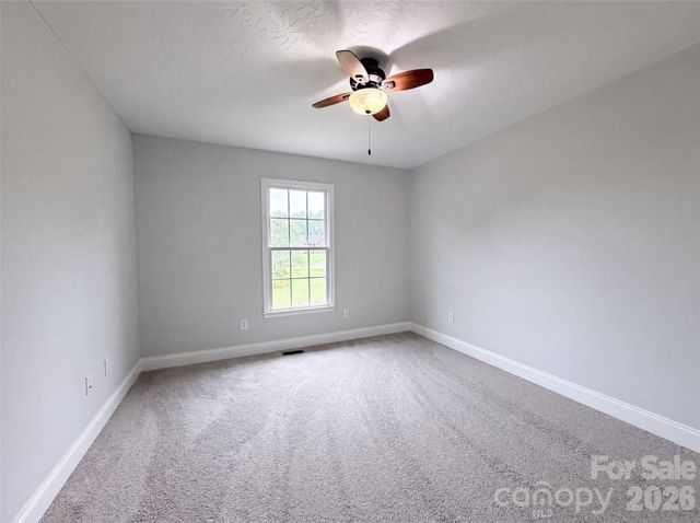 106 Millbranch Lane, Statesville, NC 28625