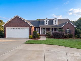106 Millbranch Lane, Statesville, NC 28625