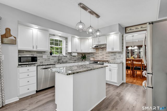 7 Rosa Court, Ellington, CT 06029