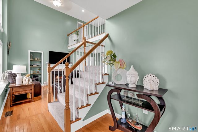 7 Rosa Court, Ellington, CT 06029