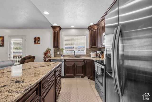 4026 W 5250 S, Roy, UT 84067