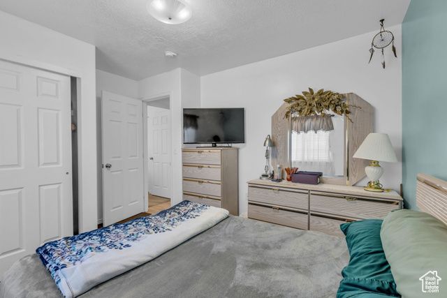 4026 W 5250 S, Roy, UT 84067