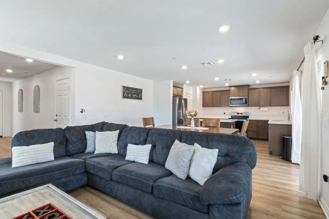 28360 Hollow Grove, Nuevo, CA 92567