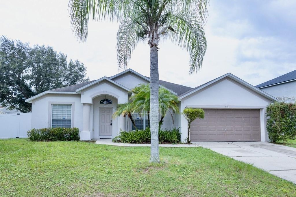 818 CARROUSEL LANE, Kissimmee, FL 34759