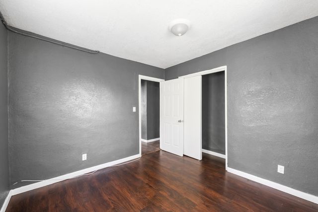 649 W 10TH Street, Riviera Beach, FL 33404
