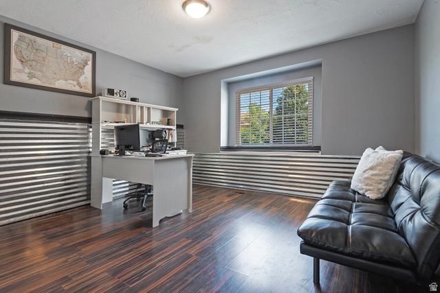 3310 E CREEK RD, Salt Lake City, UT 84121