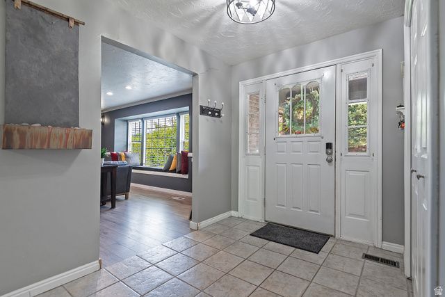 3310 E CREEK RD, Salt Lake City, UT 84121