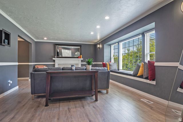 3310 E CREEK RD, Salt Lake City, UT 84121