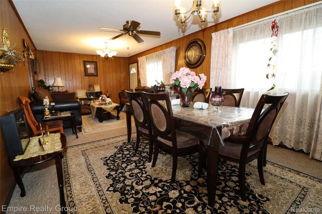 25046 Stanford Street, Dearborn Heights, MI 48125