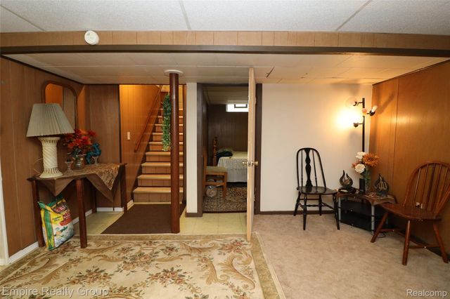 25046 Stanford Street, Dearborn Heights, MI 48125