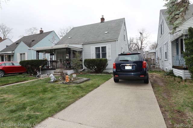 25046 Stanford Street, Dearborn Heights, MI 48125