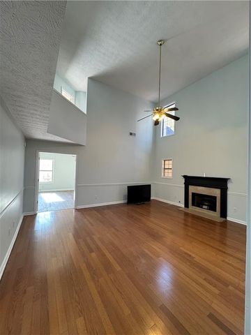 1009 Chads Ridge, Jonesboro, GA 30236