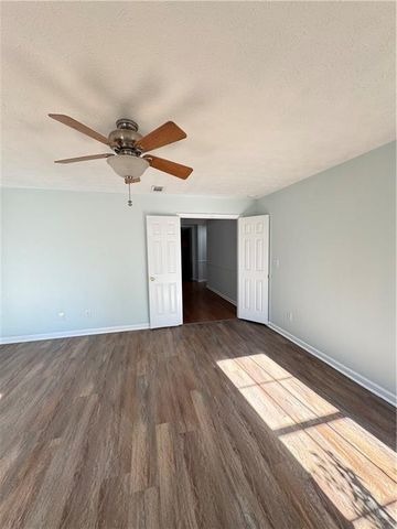 1009 Chads Ridge, Jonesboro, GA 30236