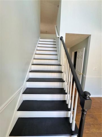 1009 Chads Ridge, Jonesboro, GA 30236