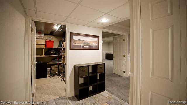 1671 Apple Drive, Troy, MI 48098