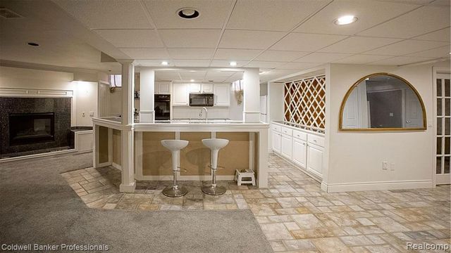 1671 Apple Drive, Troy, MI 48098