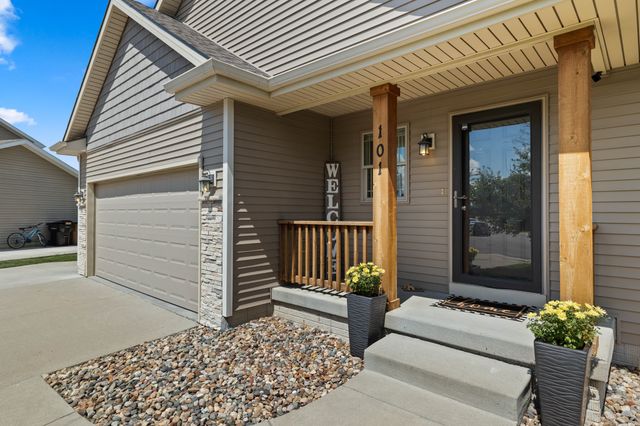 101 NW 10th Circle, Grimes, IA 50111