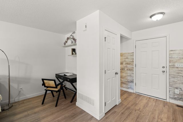 101 NW 10th Circle, Grimes, IA 50111