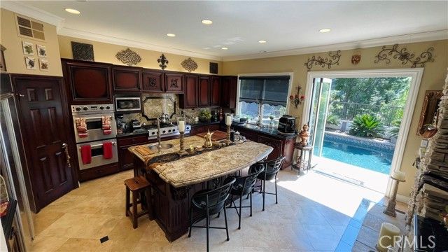 732 S S Rosecrest Cir, Anaheim, CA 92808